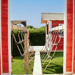 - Parc de jeux WUNDERLAND, balançoire incluse