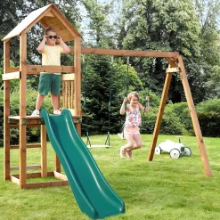 Aire de jeux en bois avec balançoire et toboggan – Nouméa