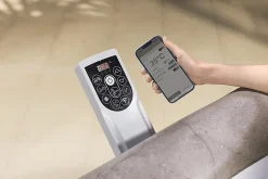 Bestway Spa gonflable carré Lay-Z-Spa Rome Smart AirJet EnergySense avec WiFi 4-6 personnes