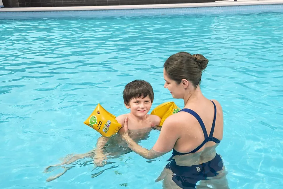 Brassard de natation Bestway pour enfant de 3 à 6 ans l.25 x l.15 cm jaune vendu par 2