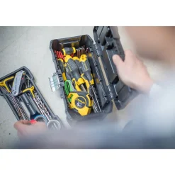 Caisse à outils vide cadenassable plastique Stanley 30 cm