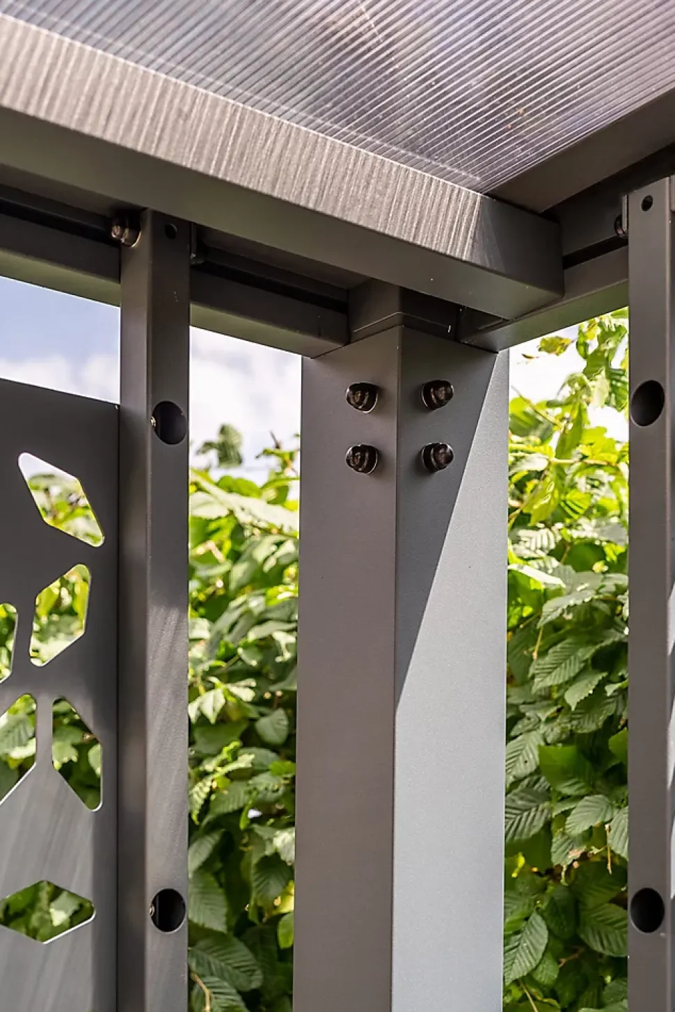 Carport aluminium Trigano - LIBECCIO + 5 claustras - 16 m²