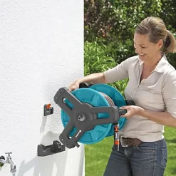 Dévidoir portable et mural Classic équipé avec tuyau d'arrosage 20m