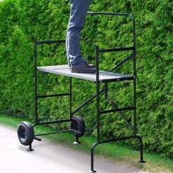 Echafaudage mobile sur roues L.140xl.78xH.135 CM avec 2 plateformes