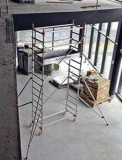 Echafaudage roulant - Hauteur de travail maximale 3.80m - 613112