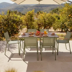 Ensemble table de jardin ovale 150x90 cm et 6 chaises vert Oviala
