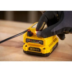 Fer à souder 18V Sans Batterie STANLEY FATMAX V20 SFMCE040B-XJ