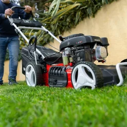 Greencut GLM770XE - Tondeuse à gazon à essence 165cc 6hp, autopropulsée, lame double face 18", coupe réglable et panier de 55L