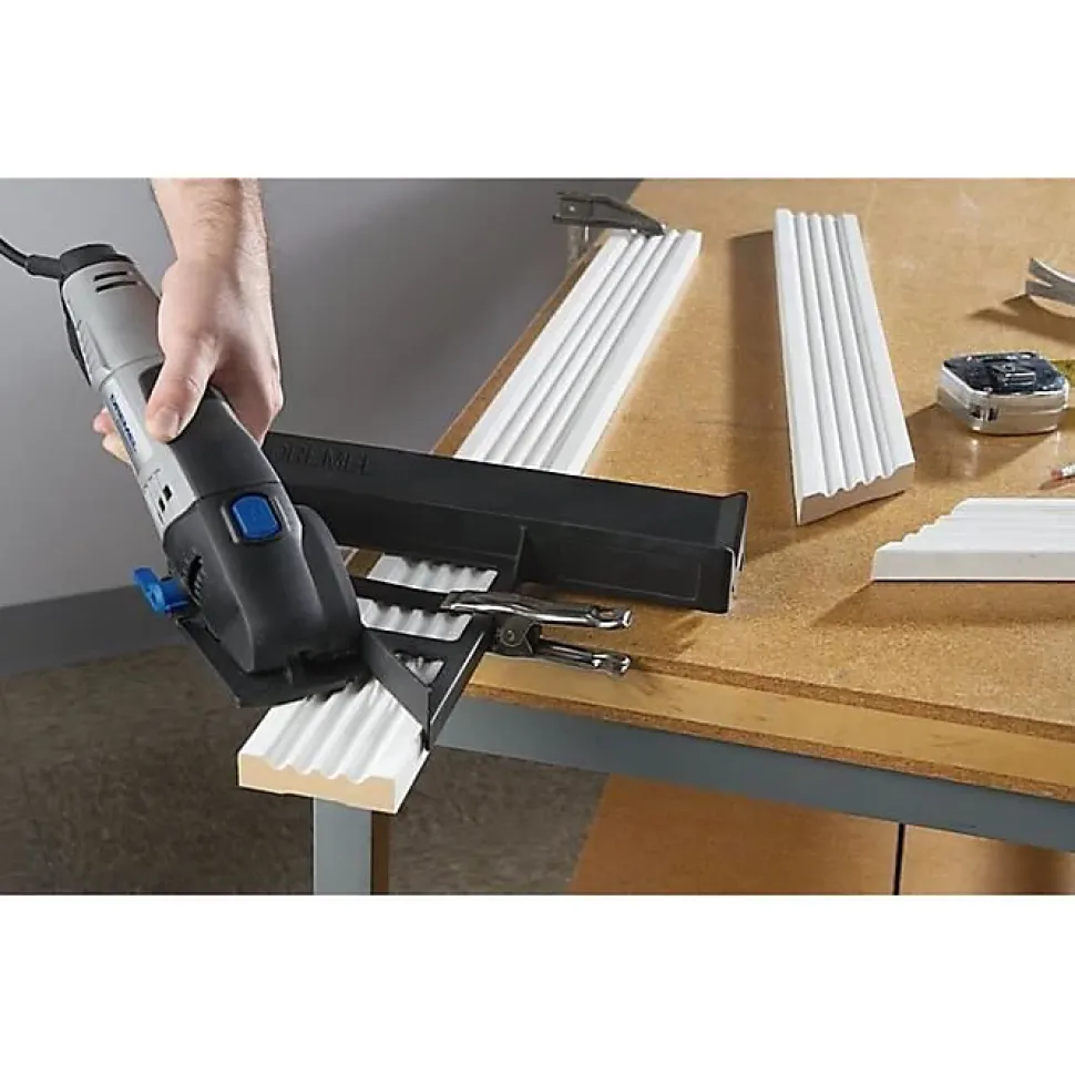 Guide de découpe DREMEL S840 - pour scie compacte DSM20 - découpes en onglet, biseau et droites