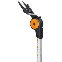 Lot Coupe-branches télescopique PowerGear™ Fiskars et scie de 47cm UPX80 Fiskars