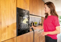 Nettoyeur vapeur Karcher SC4 Deluxe - Pression 3.5 bar- Débit vapeur 40 g/min- Réservoir amovible- Kit sols