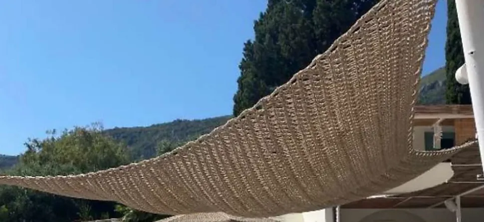 Ombrière triangulaire Jardiline beige 3m