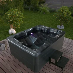 Outdoor Whirlpool BLACK MARBLE Avec escalier et couverture thermique