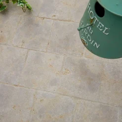 Pavé Pierre de l'Atlas Beige 20x20x1,5 cm (vendu au m² - 25 pavés/m²) - RO'MA NATURE