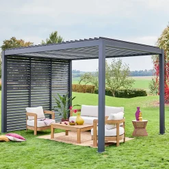 Pergola bioclimatique Triomphe 3x4 + 3 persiennes 100cm pour le côté de 3m. panneau brise vue. L 400 x P 300 x H 250 cm