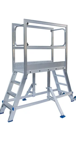 Plateforme Alu entre banches 4 marches 55 x 55 cm Hauteur 1.00 m