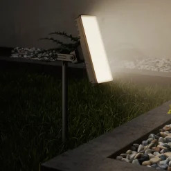 Projecteur à piquer Davern LED intégrée 2000lm IP65 GoodHome noir