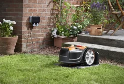 Robot tondeuse connecté LawnMaster AMB16 Plus 500m² 18V