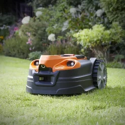 Robot tondeuse connecté LawnMaster AMD18 Plus 800m² 24V