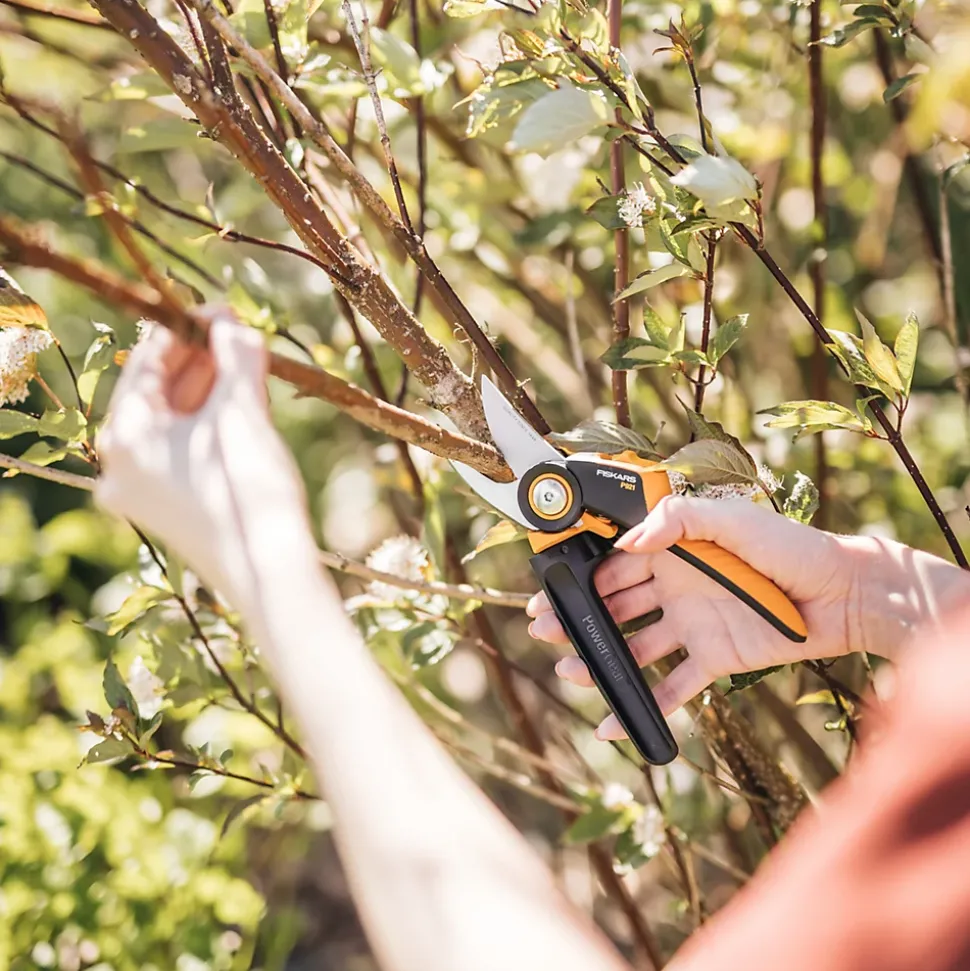 Sécateur à lame franche Fiskars X-series™ M (P921)