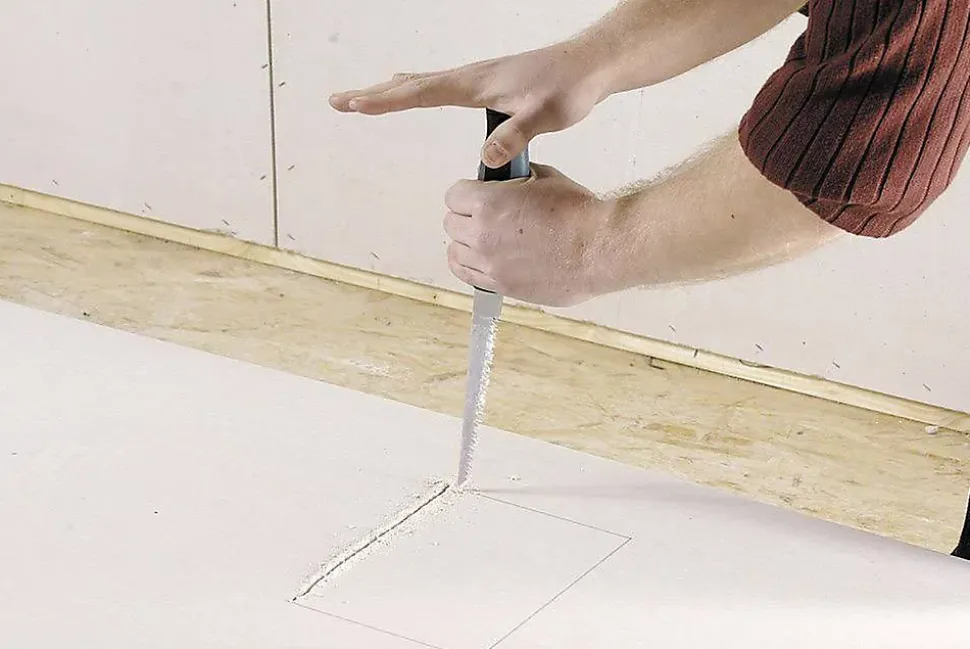 Scie à main pour plaques de plâtre Wolfcraft