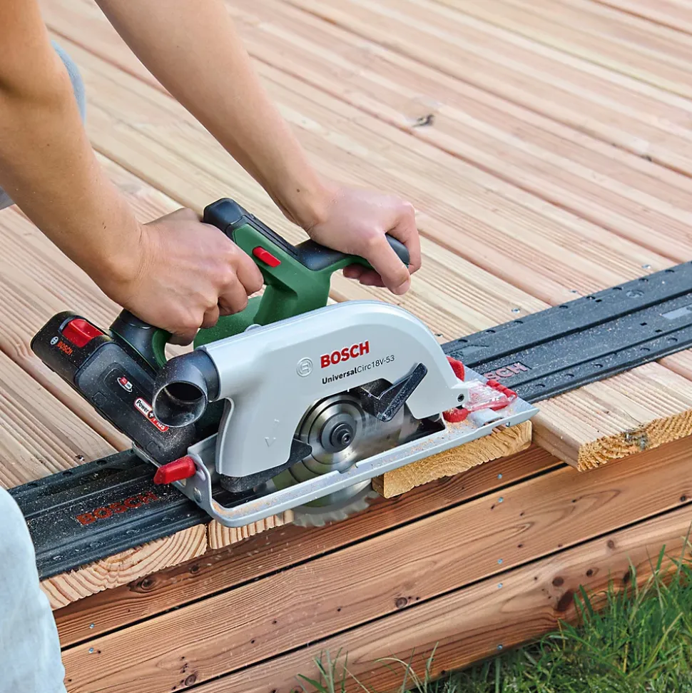Scie circulaire Bosch Universal Circ 18V-53 ø160 mm (sans batterie)