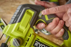 Scie sauteuse sans fil pendulaire Ryobi RJS18-0 18V ( sans batterie)