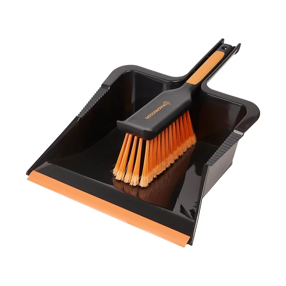 Set brosse et pelle Magnusson en Caoutchouc, plastique et polyéthylène téréphtalate (PET)